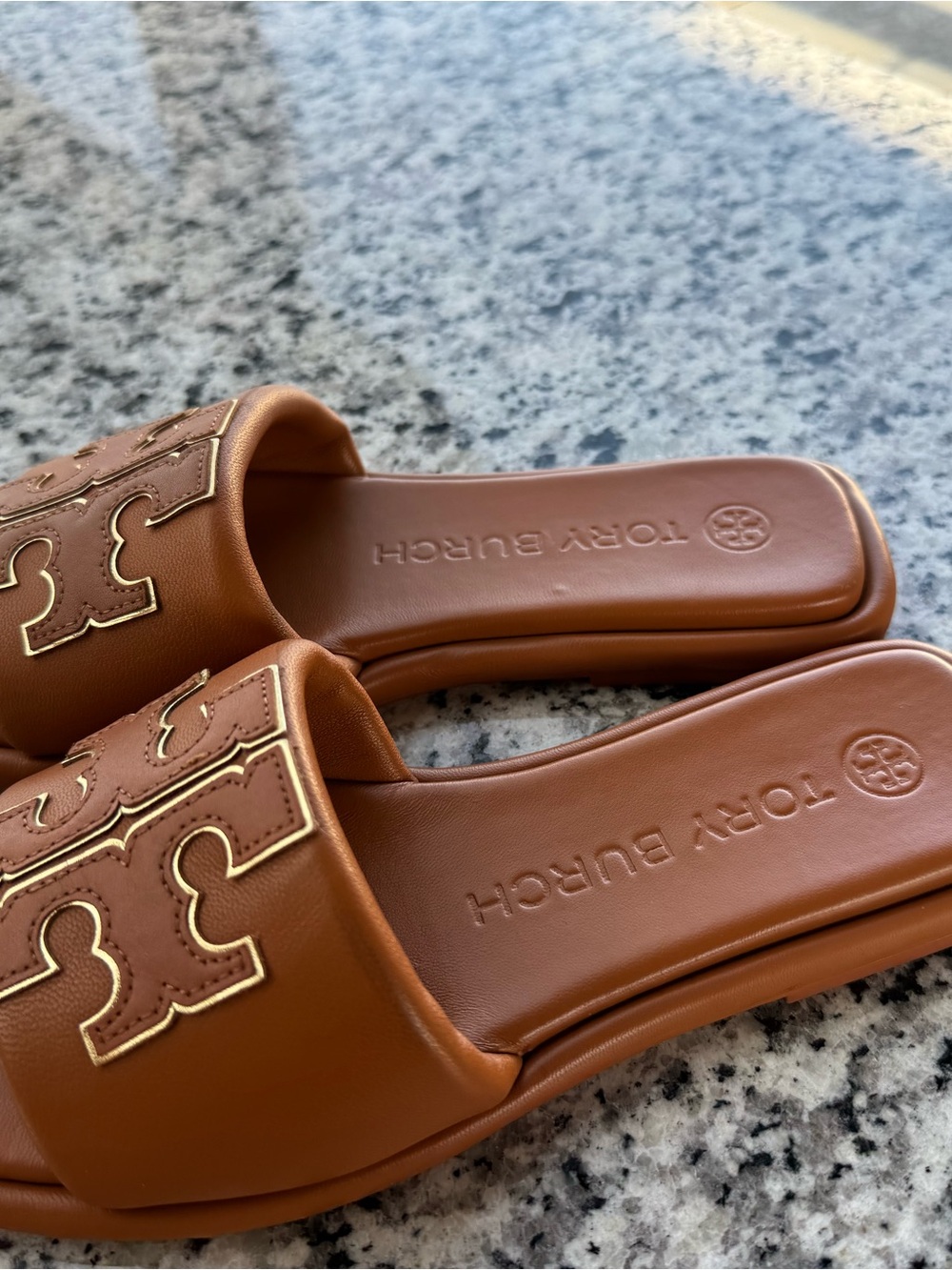 Tory Burch Cognac Leather Slide Sandals with Logo Accent - Picture 2 of 12